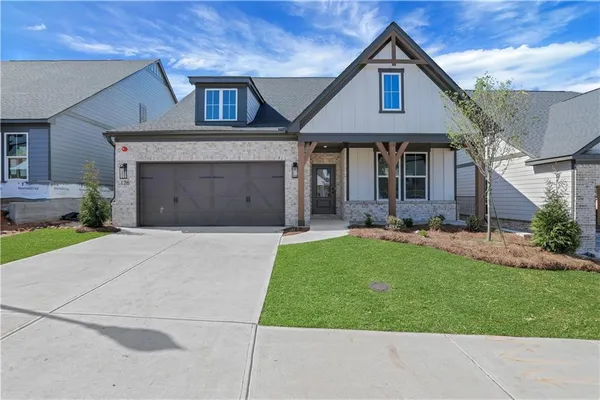 Property Slideshow image 2 of 20 | 122 willowfern ln, Marietta, GA, 30066