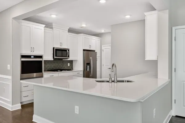 Property Slideshow image 3 of 52 | 1401 lexington green pnes, Cumming, GA, 30040