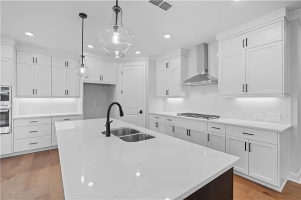 Property Slideshow image 2 of 49 | 577 pearl st, Cumming, GA, 30040