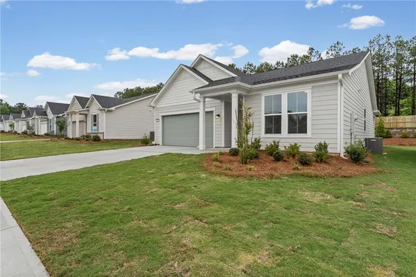 Property Slideshow image 2 of 24 | 1115 leconte ct, Griffin, GA, 30223