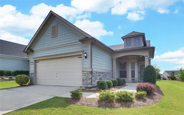Property Slideshow image 2 of 54 | 5690 maple bluff way, Hoschton, GA, 30548