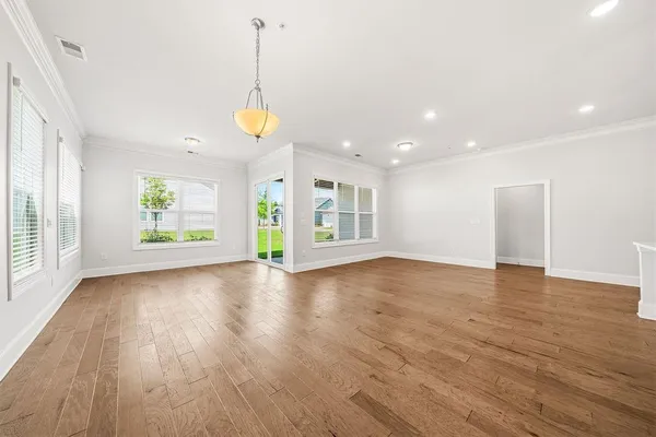 Property Slideshow image 3 of 46 | 261 vinca cir, Kennesaw, GA, 30144