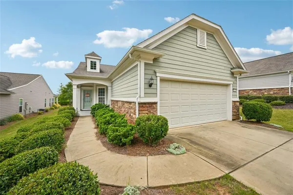 Property Slideshow image 3 of 30 | 1241 branch creek way, Greensboro, GA, 30642