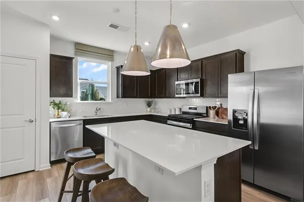 Property Slideshow image 3 of 14 | 212 ravenna dr, Griffin, GA, 30223