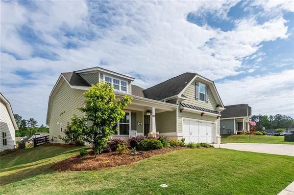 Property Slideshow image 2 of 48 | 98 heritage pointe dr, Villa Rica, GA, 30180