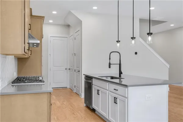 Property Slideshow image 3 of 4 | 3885 sunburst ln, Cumming, GA, 30028