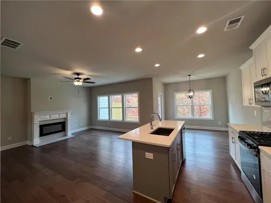Property Slideshow image 2 of 18 | 340 lakeside trce, Canton, GA, 30115