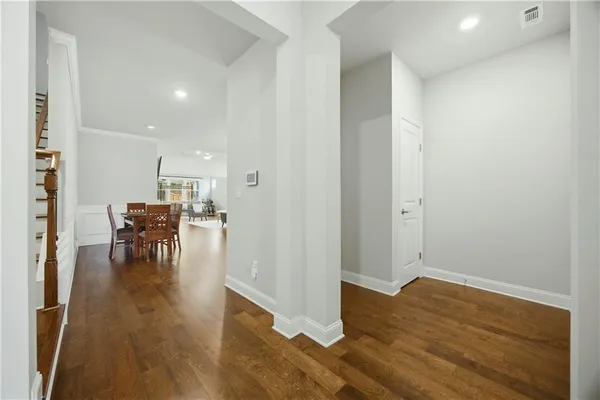Property Slideshow image 2 of 35 | 2487 oak barrel dr, Snellville, GA, 30078