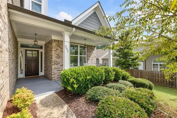Property Slideshow image 3 of 84 | 302 derrymore dr, Woodstock, GA, 30188