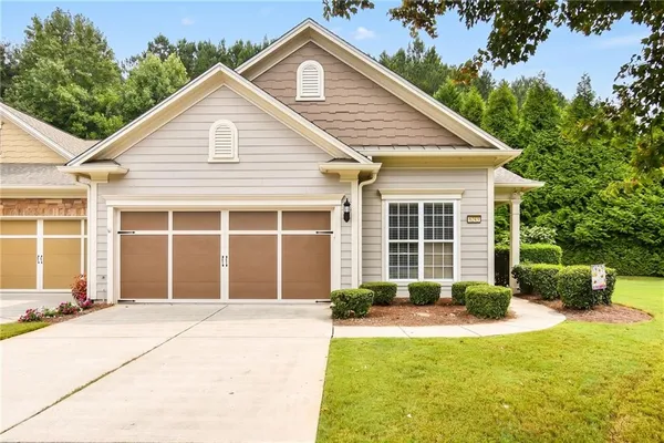 Property Slideshow image 2 of 41 | 6243 longleaf dr, Hoschton, GA, 30548