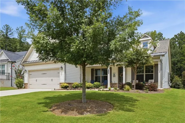 Property Slideshow image 2 of 48 | 404 northside dr, Canton, GA, 30115