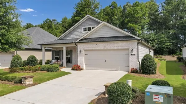 Property Slideshow image 2 of 50 | 329 ellington dr, Canton, GA, 30115