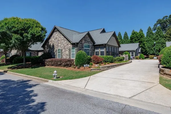 Property Slideshow image 2 of 35 | 120 chastain rd 1002, Kennesaw, GA, 30144
