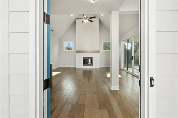Property Slideshow image 2 of 40 | 555 pearl st, Cumming, GA, 30040
