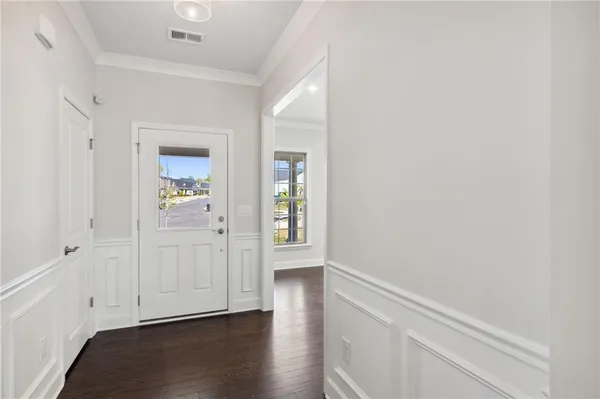 Property Slideshow image 3 of 28 | 5777 nantucket row, Hoschton, GA, 30548