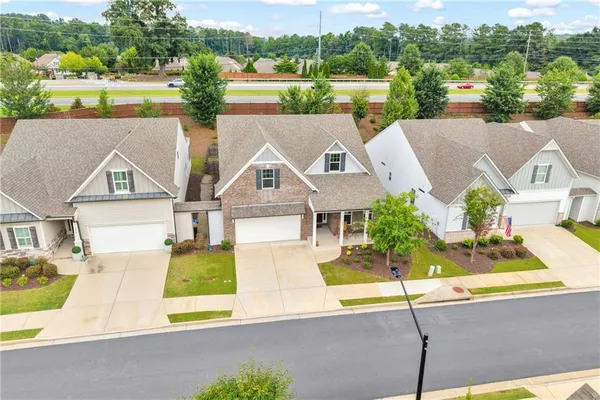Property Slideshow image 3 of 92 | 542 bray st, Woodstock, GA, 30188