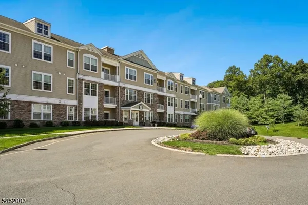 Property Slideshow image 3 of 35 | 5311 veterans dr, Rockaway Twp., NJ, 07885