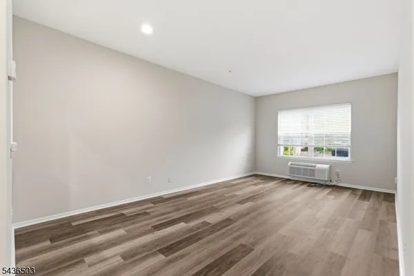 Property Slideshow image 3 of 18 | 1208 richmond rd 208, West Milford Twp., NJ, 07480