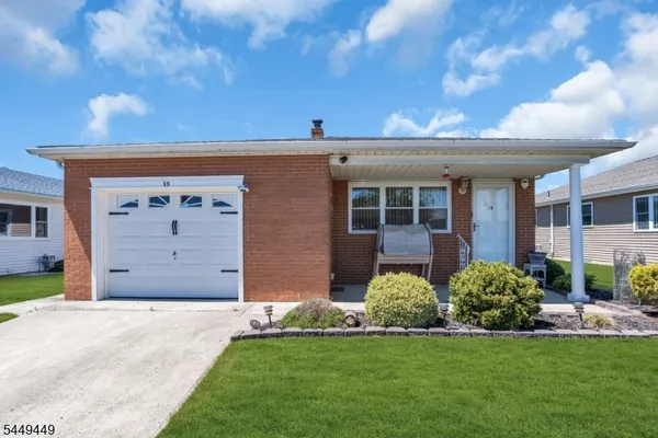 Property Slideshow image 2 of 27 | 15 capri ct, Berkeley Twp., NJ, 08757
