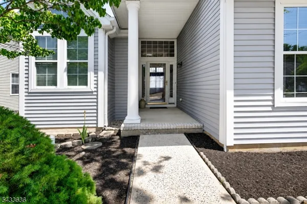 Property Slideshow image 3 of 33 | 11 valley stream pl, Barnegat Twp., NJ, 08005