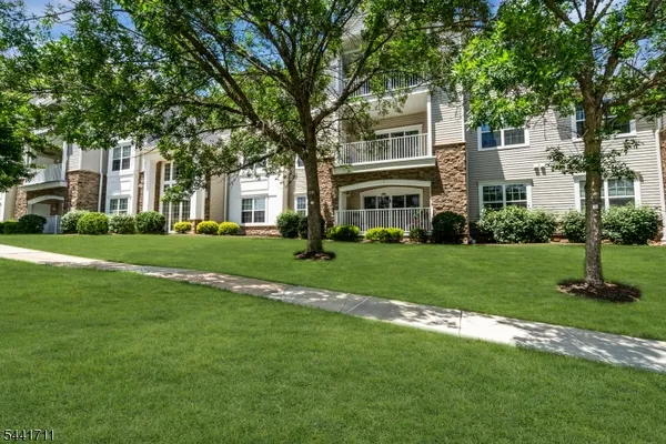 Property Slideshow image 3 of 50 | 3210 chesterwood way, Franklin Twp., NJ, 08873