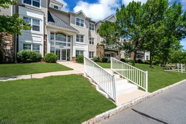 Property Slideshow image 2 of 50 | 3210 chesterwood way, Franklin Twp., NJ, 08873