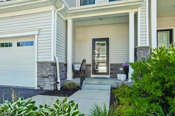 Property Slideshow image 2 of 41 | 22 kelsch dr, Morris Plains Boro, NJ, 07950
