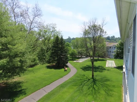 Property Slideshow image 2 of 19 | 4020 brookfield glen dr, White Twp., NJ, 07823