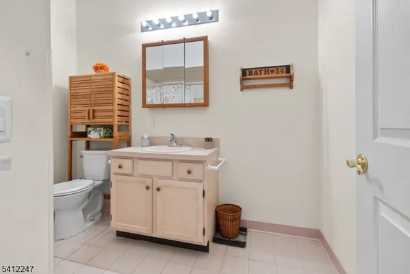 Property Slideshow image 3 of 25 | 4 richmond rd apt 119 119, West Milford, NJ, 07480