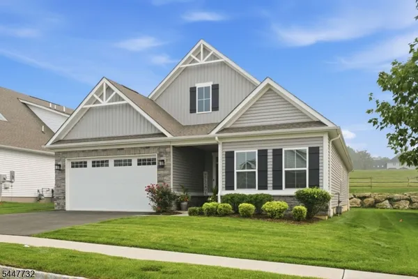 Property Slideshow image 2 of 46 | 5 harris hawk rd, Washington Twp., NJ, 07882