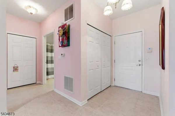 Property Slideshow image 2 of 35 | 1328 hamilton dr, Rockaway Twp., NJ, 07866