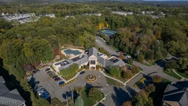 Property Slideshow image 3 of 32 | 1201 franklin ln, Rockaway Twp., NJ, 07866