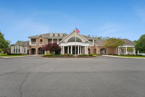 Property Slideshow image 3 of 29 | 2104 conrad way 104, Franklin Twp., NJ, 08873