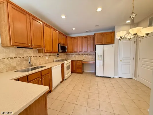 Property Slideshow image 3 of 22 | 5402 warrens way, Wanaque Boro, NJ, 07465