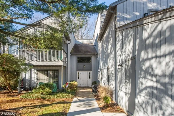 Property Slideshow image 2 of 37 | 7 drake way, Roxbury Twp, NJ, 07836