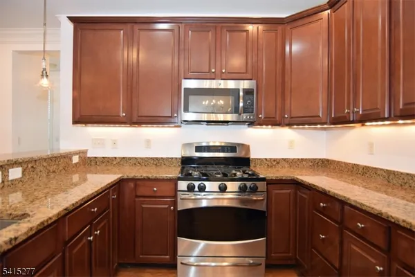 Property Slideshow image 2 of 9 | 369 victoria dr, Bridgewater Twp., NJ, 08807