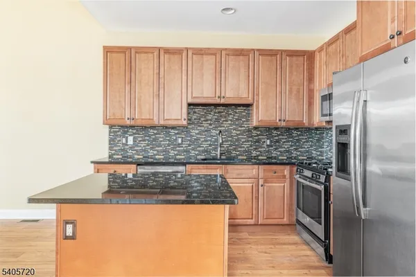 Property Slideshow image 2 of 47 | 19 prospect ci ci, Wantage Twp., NJ, 07461