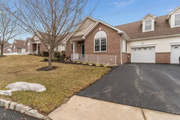 Property Slideshow image 2 of 29 | 107 samson dr, Flemington, NJ, 08822