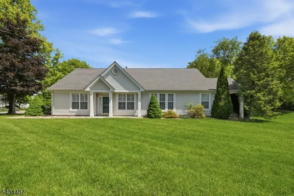 Property Slideshow image 3 of 43 | 30 victoria dr, White Twp., NJ, 07823