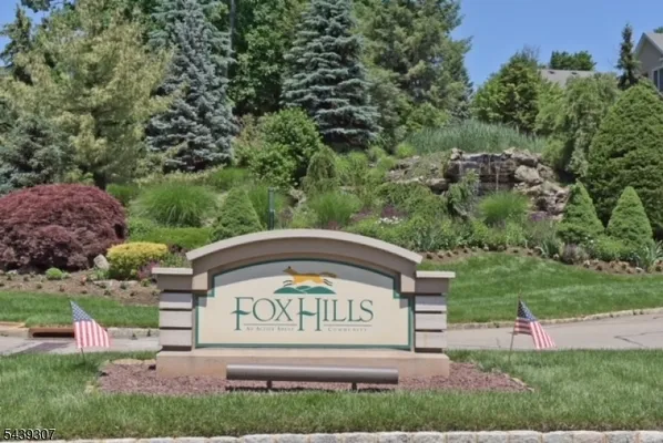 Property Slideshow image 2 of 8 | 1112 franklin ln, Rockaway Twp., NJ, 07866