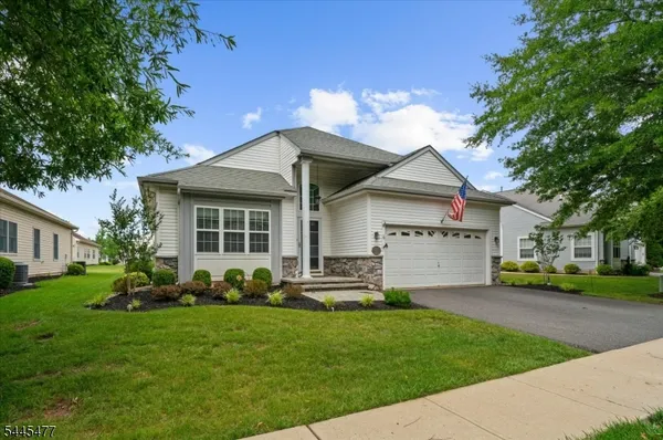 Property Slideshow image 2 of 26 | 79 renaissance blvd, Franklin Twp., NJ, 08873
