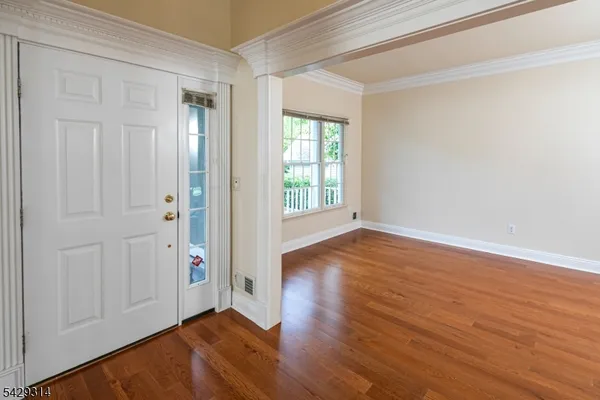 Property Slideshow image 2 of 39 | 27 bethpage dr, Montgomery Twp., NJ, 08558