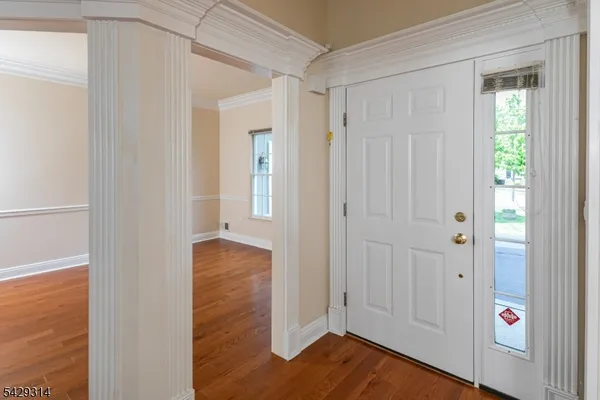 Property Slideshow image 3 of 39 | 27 bethpage dr, Montgomery Twp., NJ, 08558