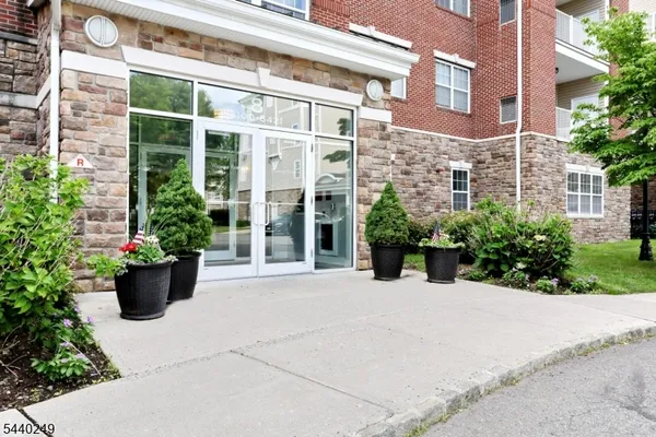 Property Slideshow image 2 of 46 | 8208 warrens way, Wanaque Boro, NJ, 07465