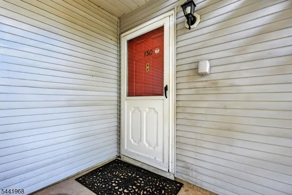 Property Slideshow image 3 of 18 | 130 hatfield ln, East Brunswick Twp., NJ, 08816