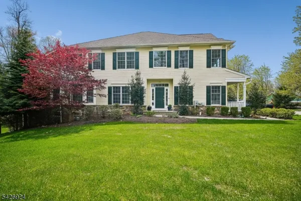Property Slideshow image 2 of 35 | 40 jade ln, Denville Twp., NJ, 07834