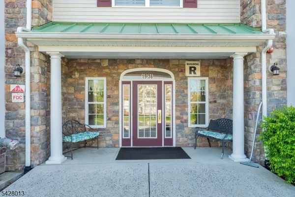 Property Slideshow image 2 of 27 | 29 azalea dr, Old Bridge Twp., NJ, 08857