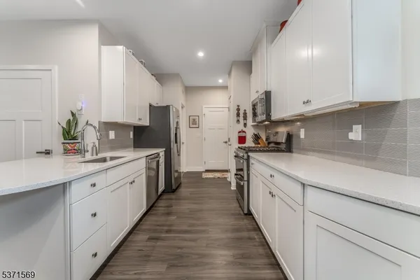 Property Slideshow image 3 of 39 | 16 sparrowhawk st, Washington Twp., NJ, 07882