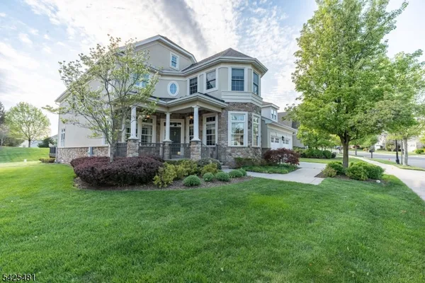 Property Slideshow image 3 of 49 | 19 betsy ross dr, Warren Twp., NJ, 07059