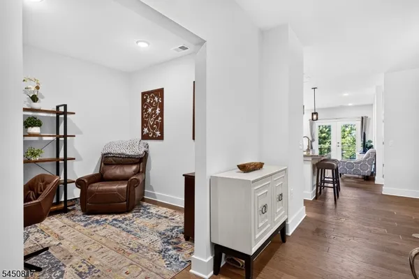 Property Slideshow image 3 of 32 | 1 vanderbilt blvd 303, Florham Park Boro, NJ, 07932
